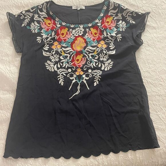 Mislook black and floral embroidered short sleeve shirt top,‎ size large - Picture 4 of 10